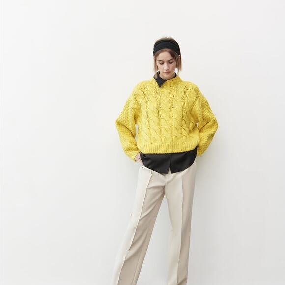 ZARA BLOGGER FAVORITE CABLE KNIT SWEATER - Picture 15 of 16